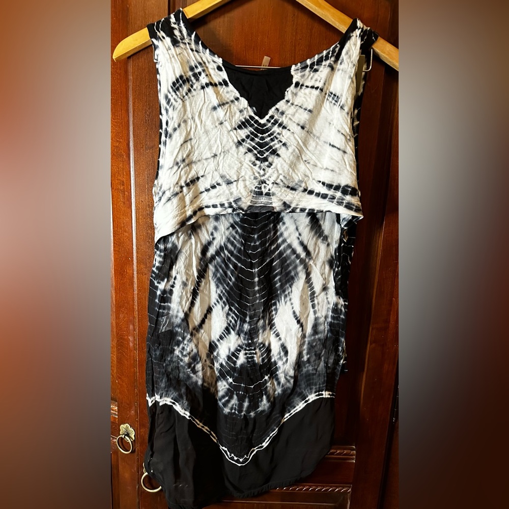 Young Fabulous & Broke black and white tie dye tank top size small - Picture 2 of 3